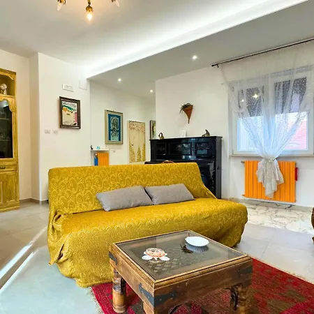 Apartment Metro Materdei - Casa Al Quinto Piano E Wi-fi A 2 Passi Dalla Metropolitana *